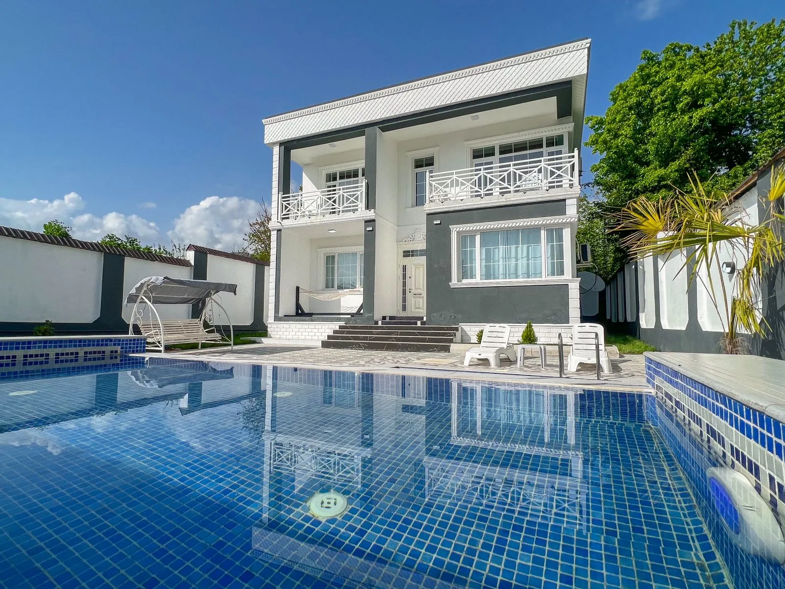 Area36 Milano Deluxe