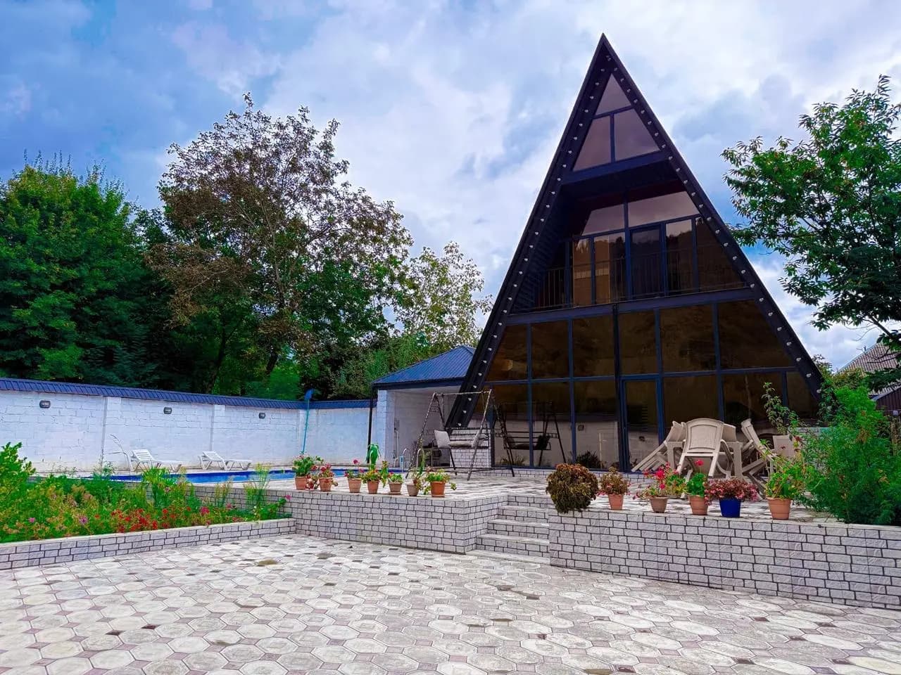 Qafqaz Riverside Chalet - photo 3